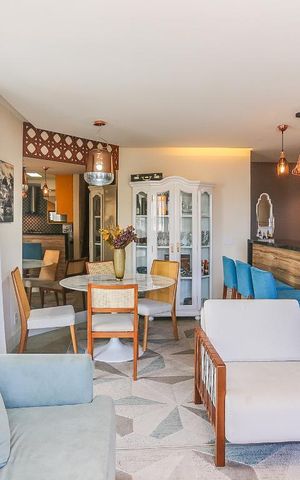 Apartamento à venda com 130m², 2 quartos e 3 vagas Apartamento à venda com 130m², 2 quartos e 3 vagasSala de Estar