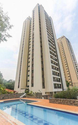 Apartamento à venda com 130m², 2 quartos e 3 vagas Apartamento à venda com 130m², 2 quartos e 3 vagasArea Comum Fachada