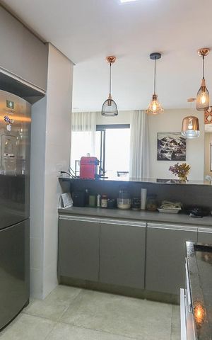 Apartamento à venda com 130m², 2 quartos e 3 vagas Apartamento à venda com 130m², 2 quartos e 3 vagasCozinha