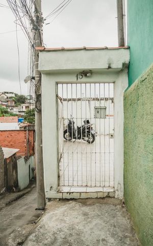 Casa para alugar com 50m², 2 quartos e sem vaga Casa para alugar com 50m², 2 quartos e sem vagaFachada