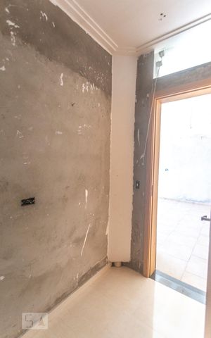 Casa para alugar com 580m², 7 quartos e sem vagaCômodo