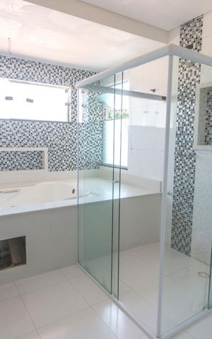 Casa para alugar com 580m², 7 quartos e sem vagaBanheiro suíte 6