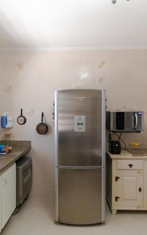 Casa à venda com 170m², 3 quartos e 3 vagas Casa à venda com 170m², 3 quartos e 3 vagasCozinha