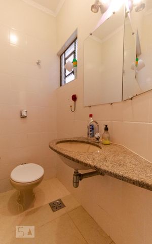 Casa à venda com 170m², 3 quartos e 3 vagas Casa à venda com 170m², 3 quartos e 3 vagasLavabo 01