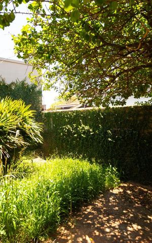 Casa à venda com 170m², 3 quartos e 3 vagas Casa à venda com 170m², 3 quartos e 3 vagasQuintal