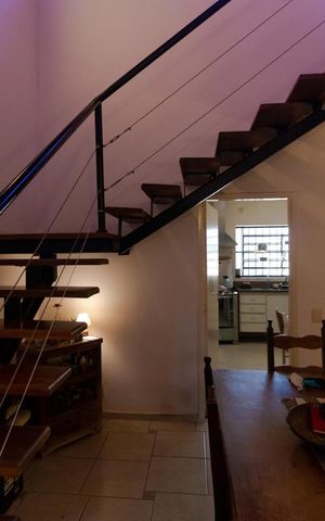 Casa à venda com 170m², 3 quartos e 3 vagas Casa à venda com 170m², 3 quartos e 3 vagasSalas