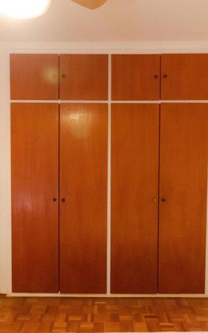 Casa à venda com 170m², 3 quartos e 3 vagas Casa à venda com 170m², 3 quartos e 3 vagasQuarto 01