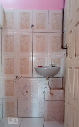 Apartamento para alugar com 30m², 1 quarto e sem vagaBanheiro - Torneira