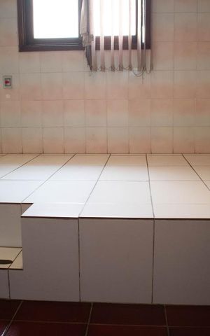 Casa para alugar com 288m², 6 quartos e 2 vagasBanheiro 2