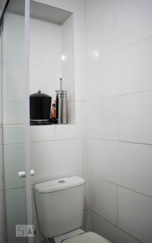 Casa para alugar com 288m², 6 quartos e 2 vagasBanheiro