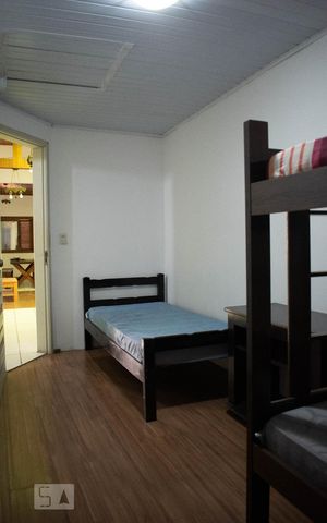 Casa para alugar com 288m², 6 quartos e 2 vagasQuarto 5