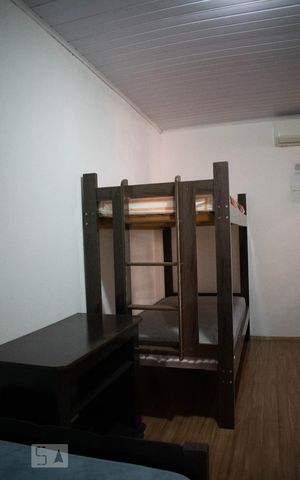 Casa para alugar com 288m², 6 quartos e 2 vagasQuarto 5