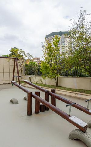 Apartamento à venda com 265m², 3 quartos e 5 vagas Apartamento à venda com 265m², 3 quartos e 5 vagasPlayground