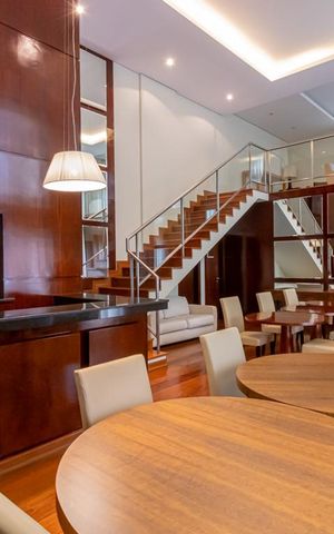 Apartamento à venda com 265m², 3 quartos e 5 vagas Apartamento à venda com 265m², 3 quartos e 5 vagasSalão de festas