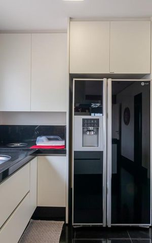 Apartamento à venda com 265m², 3 quartos e 5 vagas Apartamento à venda com 265m², 3 quartos e 5 vagasCozinha