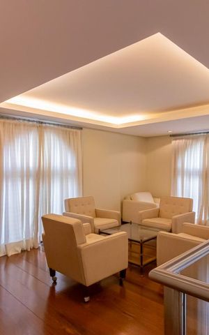 Apartamento à venda com 265m², 3 quartos e 5 vagas Apartamento à venda com 265m², 3 quartos e 5 vagasSalão de festas