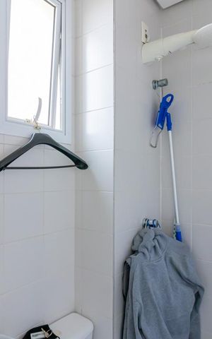 Apartamento à venda com 265m², 3 quartos e 5 vagas Apartamento à venda com 265m², 3 quartos e 5 vagasBanheiro de Serviço