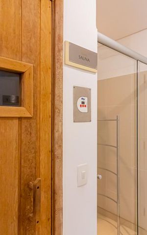 Apartamento à venda com 265m², 3 quartos e 5 vagas Apartamento à venda com 265m², 3 quartos e 5 vagasSauna