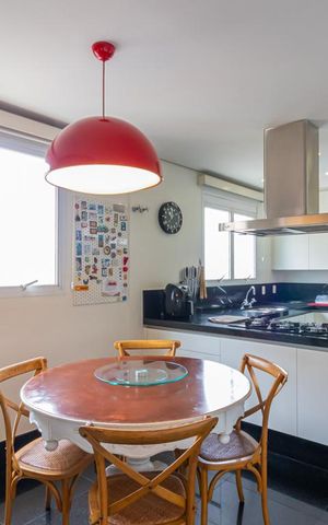 Apartamento à venda com 265m², 3 quartos e 5 vagas Apartamento à venda com 265m², 3 quartos e 5 vagasCopa