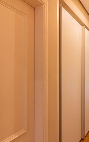 Apartamento à venda com 265m², 3 quartos e 5 vagas Apartamento à venda com 265m², 3 quartos e 5 vagasCorredor