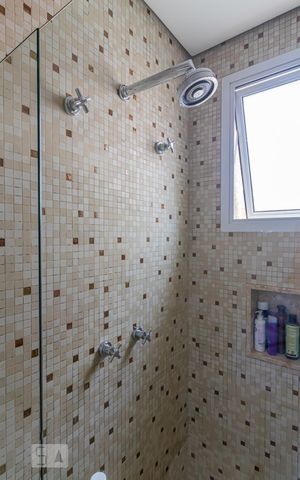 Apartamento à venda com 265m², 3 quartos e 5 vagas Apartamento à venda com 265m², 3 quartos e 5 vagasBanheiro da Suíte 2