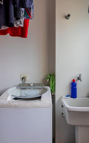 Apartamento à venda com 265m², 3 quartos e 5 vagas Apartamento à venda com 265m², 3 quartos e 5 vagasÁrea de Serviço