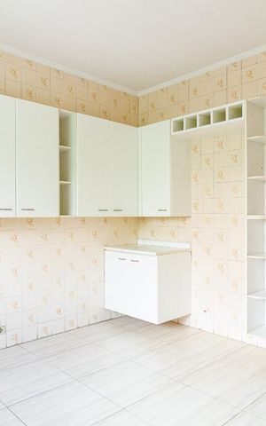 Casa à venda com 280m², 3 quartos e 2 vagas Casa à venda com 280m², 3 quartos e 2 vagasCozinha