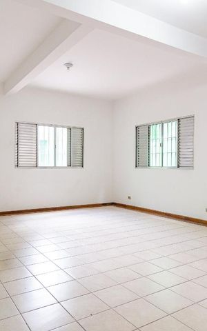 Casa à venda com 280m², 3 quartos e 2 vagas Casa à venda com 280m², 3 quartos e 2 vagasSalão de Festas 2