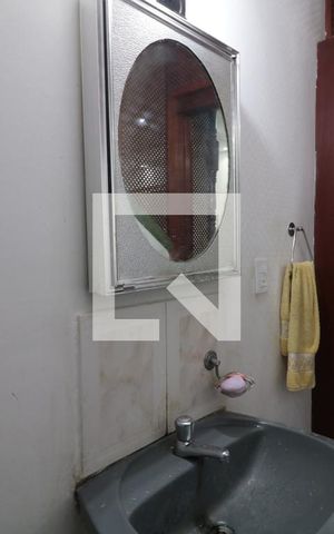 Casa à venda com 182m², 3 quartos e 2 vagasLavabo