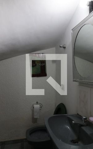 Casa à venda com 182m², 3 quartos e 2 vagasLavabo
