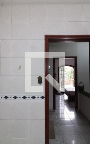 Casa à venda com 182m², 3 quartos e 2 vagasBanheiro Social