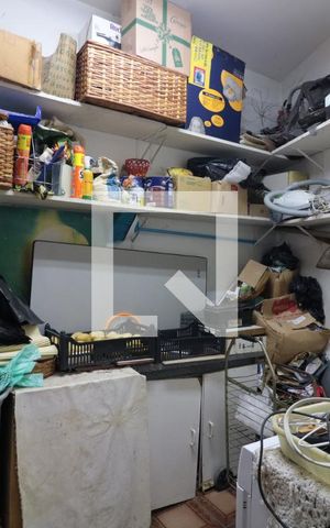 Casa à venda com 182m², 3 quartos e 2 vagasQuarto de Serviço