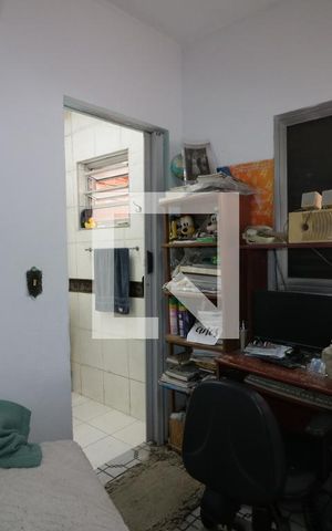 Casa à venda com 182m², 3 quartos e 2 vagasSuíte
