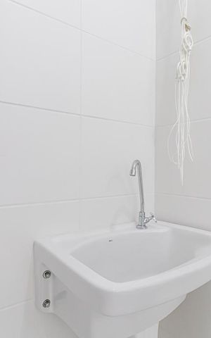 Apartamento à venda com 34m², 2 quartos e 1 vaga Apartamento à venda com 34m², 2 quartos e 1 vagaCozinha e Área de Serviço