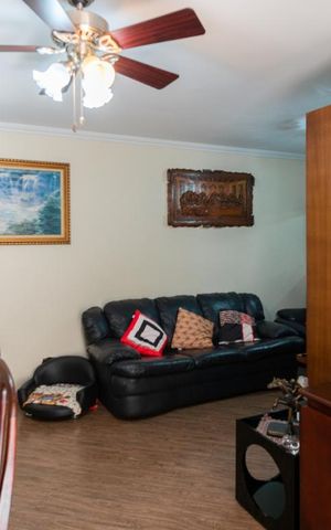 Apartamento à venda com 85m², 3 quartos e 1 vaga Apartamento à venda com 85m², 3 quartos e 1 vagaSala