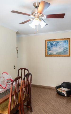 Apartamento à venda com 85m², 3 quartos e 1 vaga Apartamento à venda com 85m², 3 quartos e 1 vagaSala