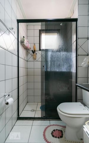 Apartamento à venda com 85m², 3 quartos e 1 vaga Apartamento à venda com 85m², 3 quartos e 1 vagaBanheiro da Suíte