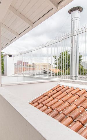 Casa para alugar com 160m², 3 quartos e 3 vagas Casa para alugar com 160m², 3 quartos e 3 vagasVaranda da Sala