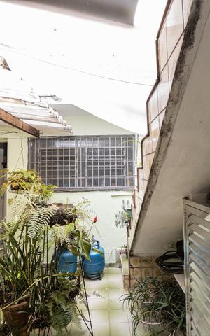 Casa à venda com 106m², 2 quartos e 2 vagas Casa à venda com 106m², 2 quartos e 2 vagasÁrea Externa