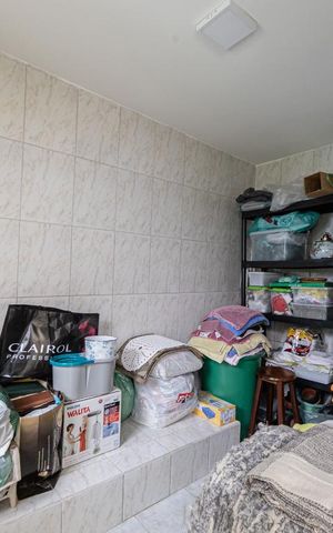 Casa à venda com 106m², 2 quartos e 2 vagas Casa à venda com 106m², 2 quartos e 2 vagasQuarto de Serviço