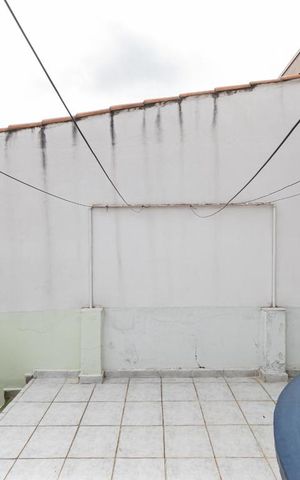 Casa à venda com 106m², 2 quartos e 2 vagas Casa à venda com 106m², 2 quartos e 2 vagasTerraço