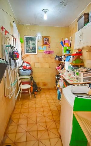 Casa à venda com 110m², 2 quartos e 2 vagasLavanderia