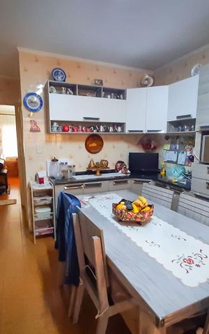 Casa à venda com 110m², 2 quartos e 2 vagasCozinha