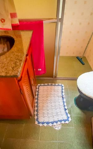 Casa à venda com 110m², 2 quartos e 2 vagasBanheiro