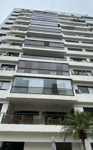 Apartamento à venda com 650m², 3 quartos e 5 vagas Apartamento à venda com 650m², 3 quartos e 5 vagasFachada