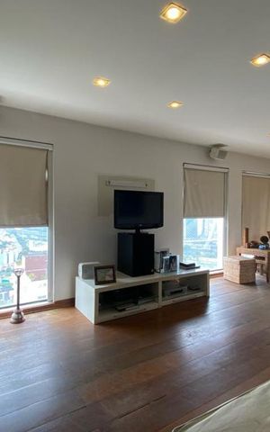 Apartamento à venda com 650m², 3 quartos e 5 vagas Apartamento à venda com 650m², 3 quartos e 5 vagasSala de TV