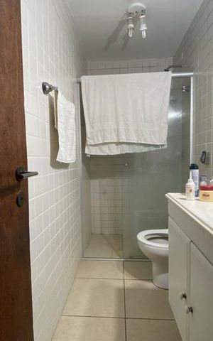 Apartamento à venda com 650m², 3 quartos e 5 vagas Apartamento à venda com 650m², 3 quartos e 5 vagasBanheiro