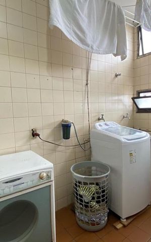 Apartamento à venda com 650m², 3 quartos e 5 vagas Apartamento à venda com 650m², 3 quartos e 5 vagasÁrea de Serviço