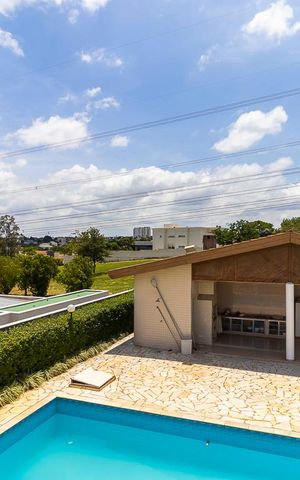 Casa à venda com 700m², 5 quartos e 8 vagas Casa à venda com 700m², 5 quartos e 8 vagasVista da suíte 3