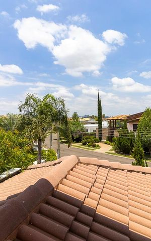 Casa à venda com 700m², 5 quartos e 8 vagas Casa à venda com 700m², 5 quartos e 8 vagasVista da suíte 1